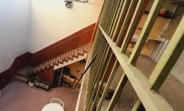 Casa en alquiler - 4 Dormitorios 2 Baños -300Mts2 - Caballito