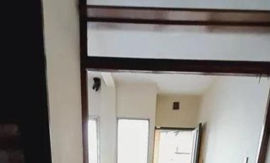 Casa en alquiler - 4 Dormitorios 2 Baños -300Mts2 - Caballito