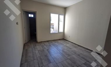 En Venta, PH de 2 Dormitorios, Barrio Rio Limay, Plottier
