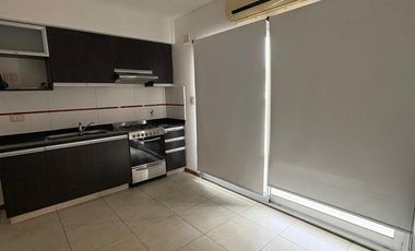 Departamento 2 ambientes en venta en Quilmes con cochera