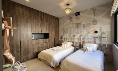 Hermosa Casa en Venta Campanario Norte