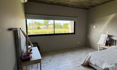 Casa 4 ambientes con pileta lote central en alquiler temporal - Hudson Park