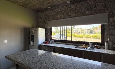 Casa 4 ambientes con pileta lote central en alquiler temporal - Hudson Park