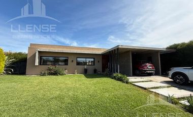 Casa 4 ambientes con pileta lote central en alquiler temporal - Hudson Park