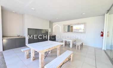 Departamento en Condominio Civis venta 2 ambientes toillete y habitación en suite cochera y balcon