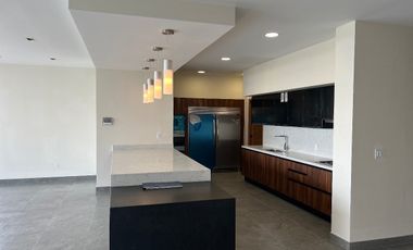 Renta Departamento en Roma, Bosque Real Club, Huixquilucan, EDOMEX