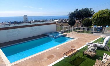 Condominio Amueblado con 3 Recámaras en Montemar – ¡Ubicación Privilegiada en Ro