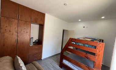 Condominio Amueblado con 3 Recámaras en Montemar – ¡Ubicación Privilegiada en Ro