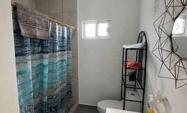 Condominio Amueblado con 3 Recámaras en Montemar – ¡Ubicación Privilegiada en Ro