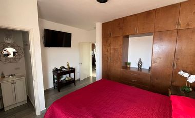 Condominio Amueblado con 3 Recámaras en Montemar – ¡Ubicación Privilegiada en Ro