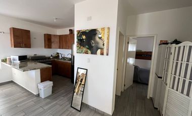 Condominio Amueblado con 3 Recámaras en Montemar – ¡Ubicación Privilegiada en Ro