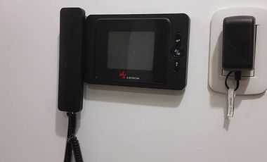 Ubicado en Bernardino Rivadavia N° 1141, calle Pedro José Agrelo y calle José Valentín Gómez.