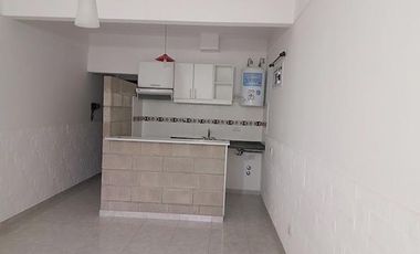 Ubicado en Bernardino Rivadavia N° 1141, calle Pedro José Agrelo y calle José Valentín Gómez.