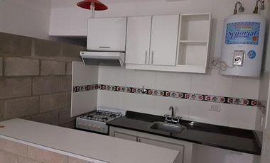 Ubicado en Bernardino Rivadavia N° 1141, calle Pedro José Agrelo y calle José Valentín Gómez.