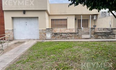 Venta Casa de 3 ambientes en Villa Lugano