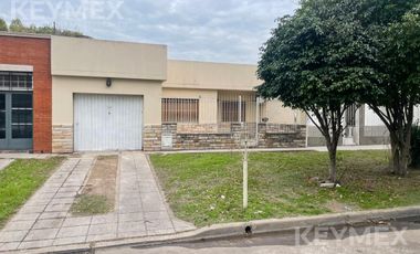 Venta Casa de 3 ambientes en Villa Lugano