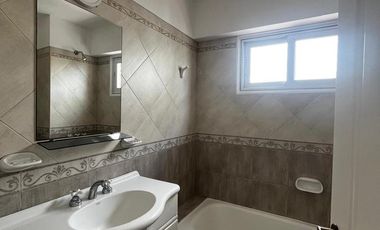 Departamento 2 ambientes en venta en Quilmes