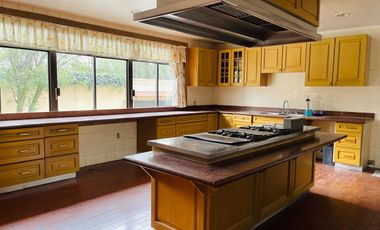 Extraordinaria casa con gran ubicación.