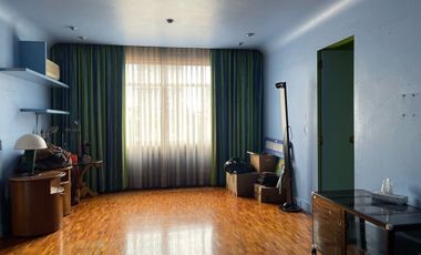 Extraordinaria casa con gran ubicación.