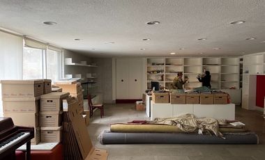 Extraordinaria casa con gran ubicación.