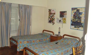 Casa  4 ambientes en venta en Quilmes Oeste