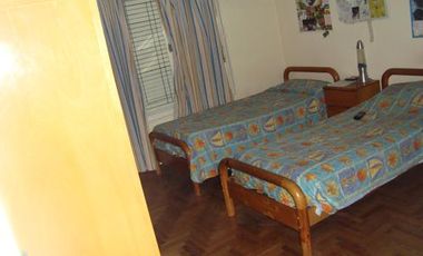 Casa  4 ambientes en venta en Quilmes Oeste