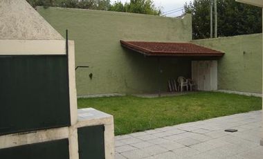 Casa  4 ambientes en venta en Quilmes Oeste