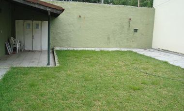 Casa  4 ambientes en venta en Quilmes Oeste