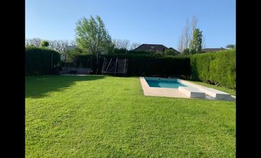 Casa en alquiler verano en Santa Bárbara, 4 dorm, cerca de la entrada, enero y sumar días de navidad