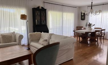 Casa en alquiler verano en Santa Bárbara, 4 dorm, cerca de la entrada, enero y sumar días de navidad