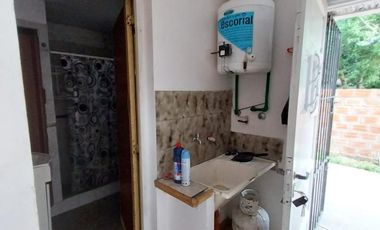 Casa en venta - 4 Dormitorios 2 Baños - Cocheras - 500Mts2 - Mar de Ajó