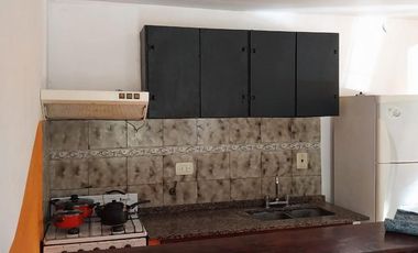 Casa en venta - 4 Dormitorios 2 Baños - Cocheras - 500Mts2 - Mar de Ajó