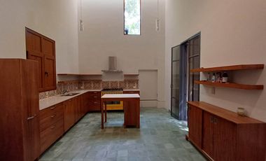 CASA EN RENTA EN MERIDA F-1110, 2 REC. EN ITZIMNA $36,000.00