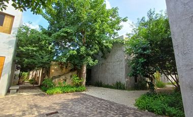 CASA EN RENTA EN MERIDA F-1110, 2 REC. EN ITZIMNA $36,000.00