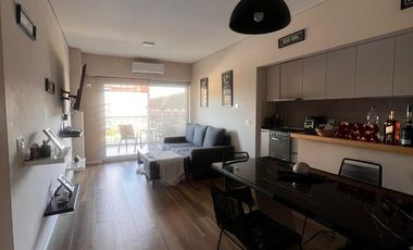 Departamento 2 ambientes con cochera en venta - KLOVER PLAZA - Bernal