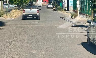 🏡 CASA EN VENTA – CAMPESTRE TARÍMBARO (ESQUINA SOBRE AVENIDA)