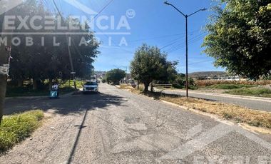 🏡 CASA EN VENTA – CAMPESTRE TARÍMBARO (ESQUINA SOBRE AVENIDA)