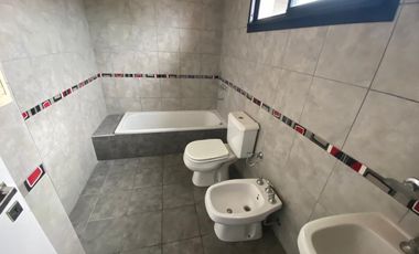 Departamento 4 ambientes en venta en Florencio Varela