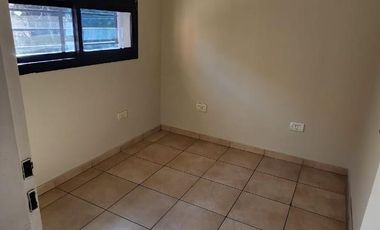 Departamento 4 ambientes en venta en Florencio Varela