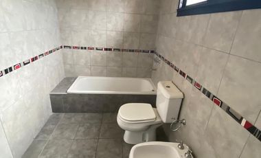 Departamento 4 ambientes en venta en Florencio Varela