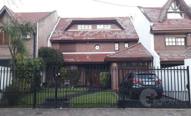 VENTA CASA 6 AMBIENTES EN PEDERNERA 1700 - VILLA ADELINA