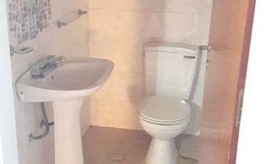 VENTA CASA 6 AMBIENTES EN PEDERNERA 1700 - VILLA ADELINA