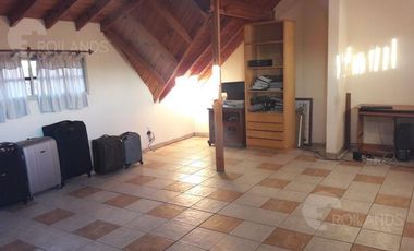 VENTA CASA 6 AMBIENTES EN PEDERNERA 1700 - VILLA ADELINA