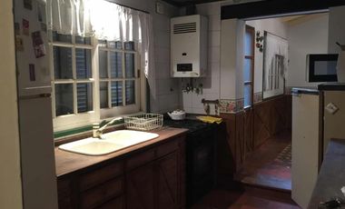 Casa en venta - 4 Dormitorios 3 Baños - Ranelagh