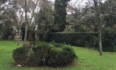 Casa en venta - 4 Dormitorios 3 Baños - Ranelagh