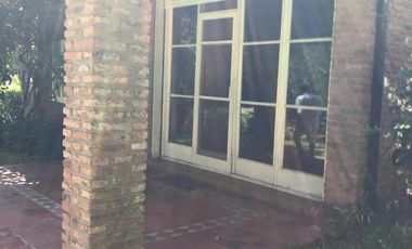 Casa en venta - 4 Dormitorios 3 Baños - Ranelagh