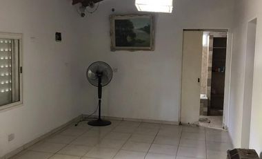 Casa en venta - 2 Dormitorios 1 Baño - General Rodríguez