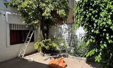 CASA 5 AMB. IDEAL 2 FAMILIAS O INVERSIÓN