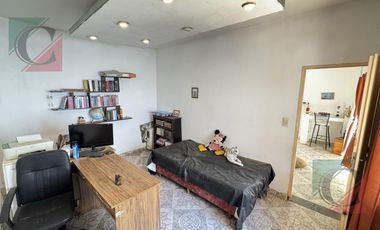 CASA 5 AMB. IDEAL 2 FAMILIAS O INVERSIÓN