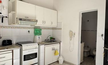 CASA 5 AMB. IDEAL 2 FAMILIAS O INVERSIÓN